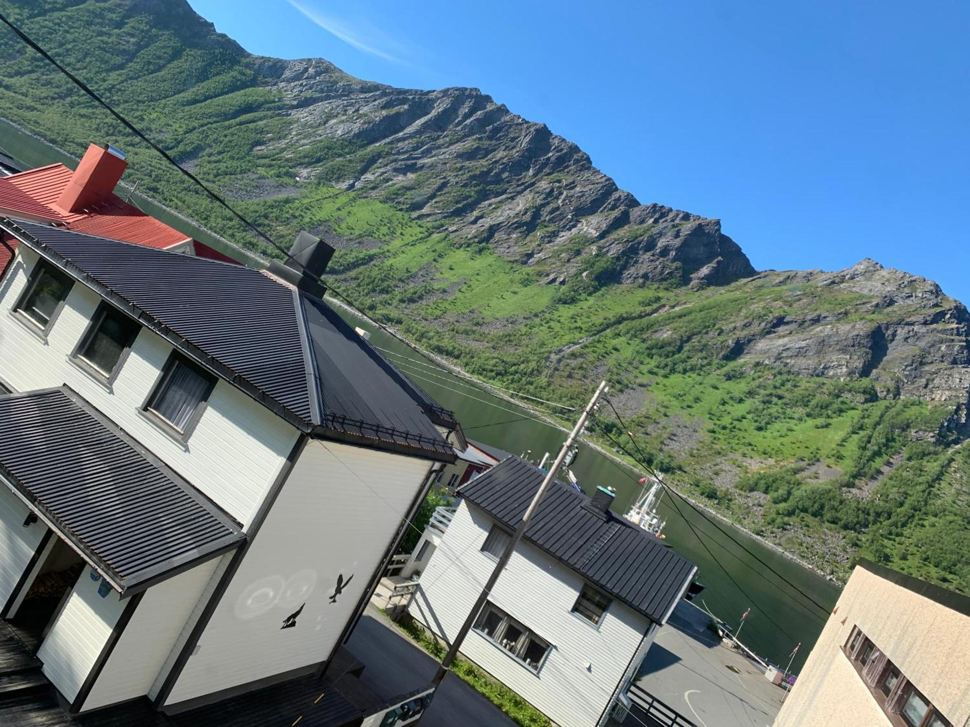 Apartamento House Gryllefjord Exterior foto